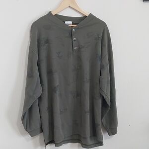 Vintage Artisans Wildlife Thermal Top